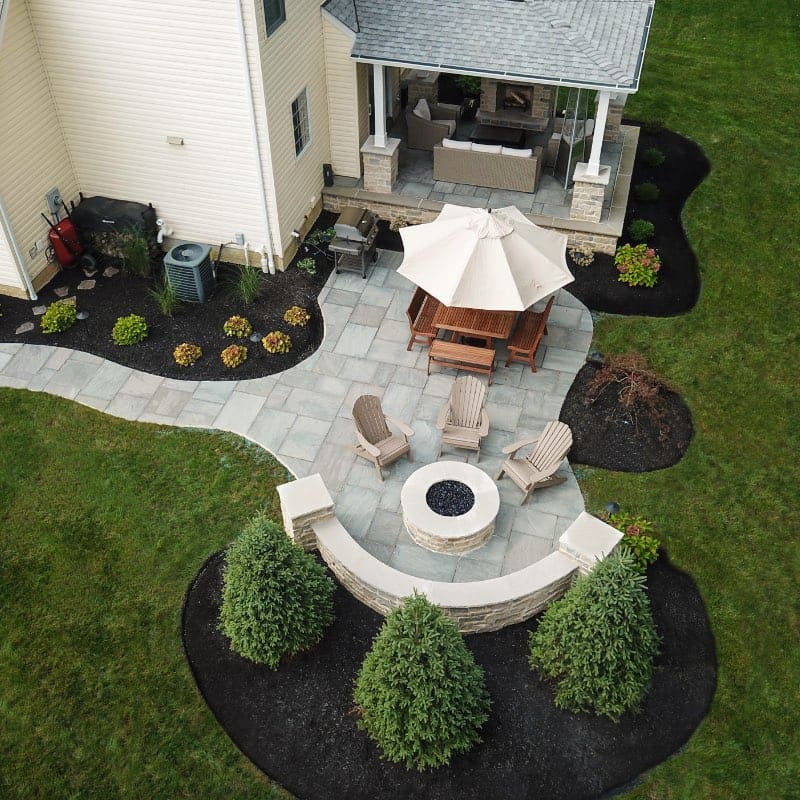 avon-backyard-entertaining-trio-1