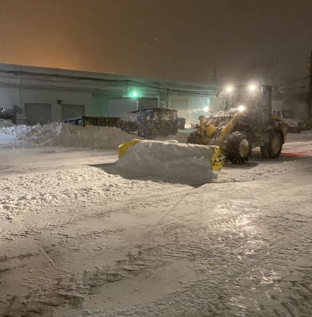 image-gwld-snow-dozer Elegant landscaping and yard design